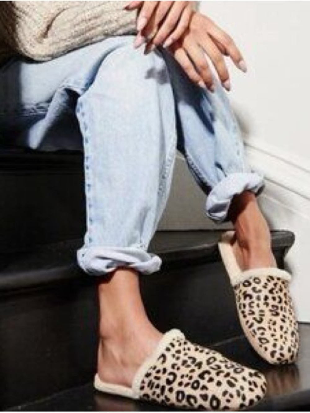 Freda Salvador James Shearling-Lined Slipper M – RIGHT FOOT ONLY